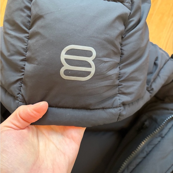 Aritzia Black Hooded Longline Puffer Coat - Picture 4 of 7